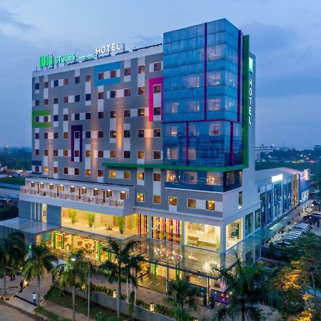 Ibis Styles Cikarang Hotel Bekasi Ngoại thất bức ảnh