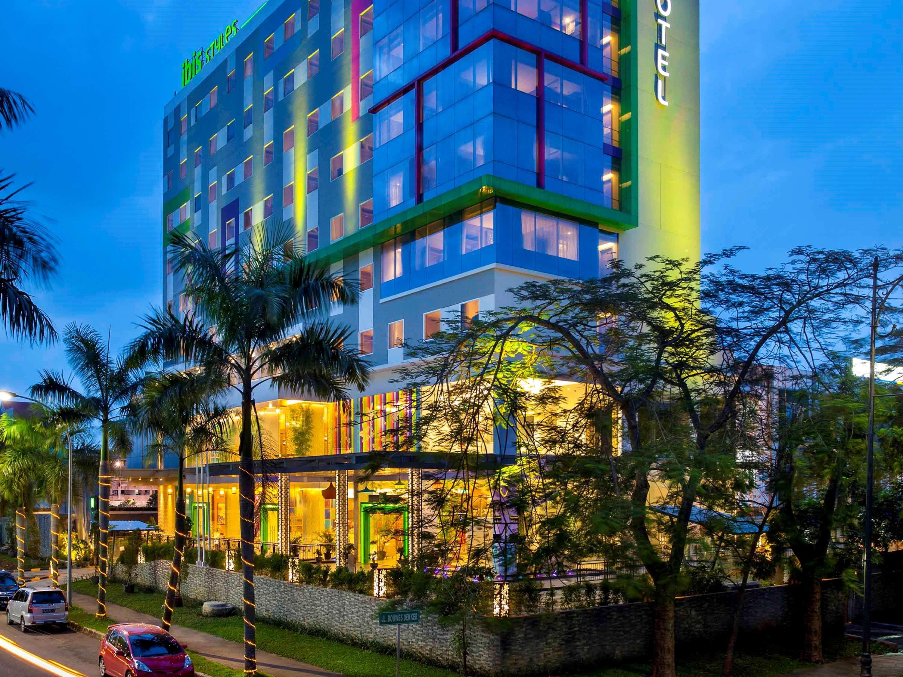 Ibis Styles Cikarang Hotel Bekasi Ngoại thất bức ảnh